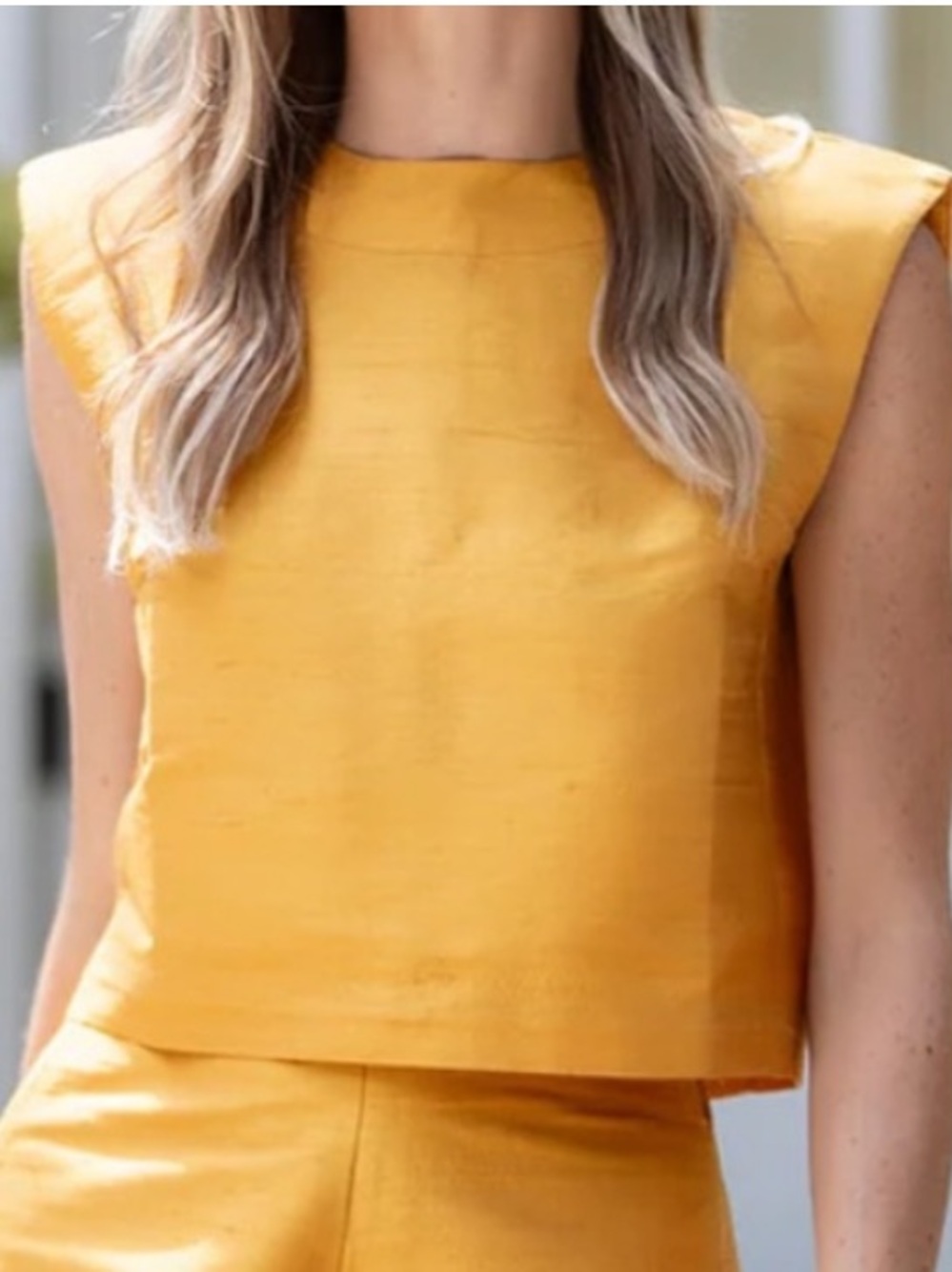 Julia Amory Slim Shell Top